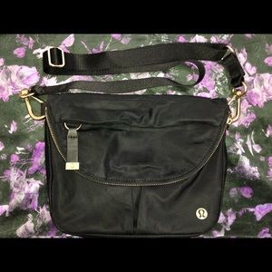 Lululemon all night festival bag